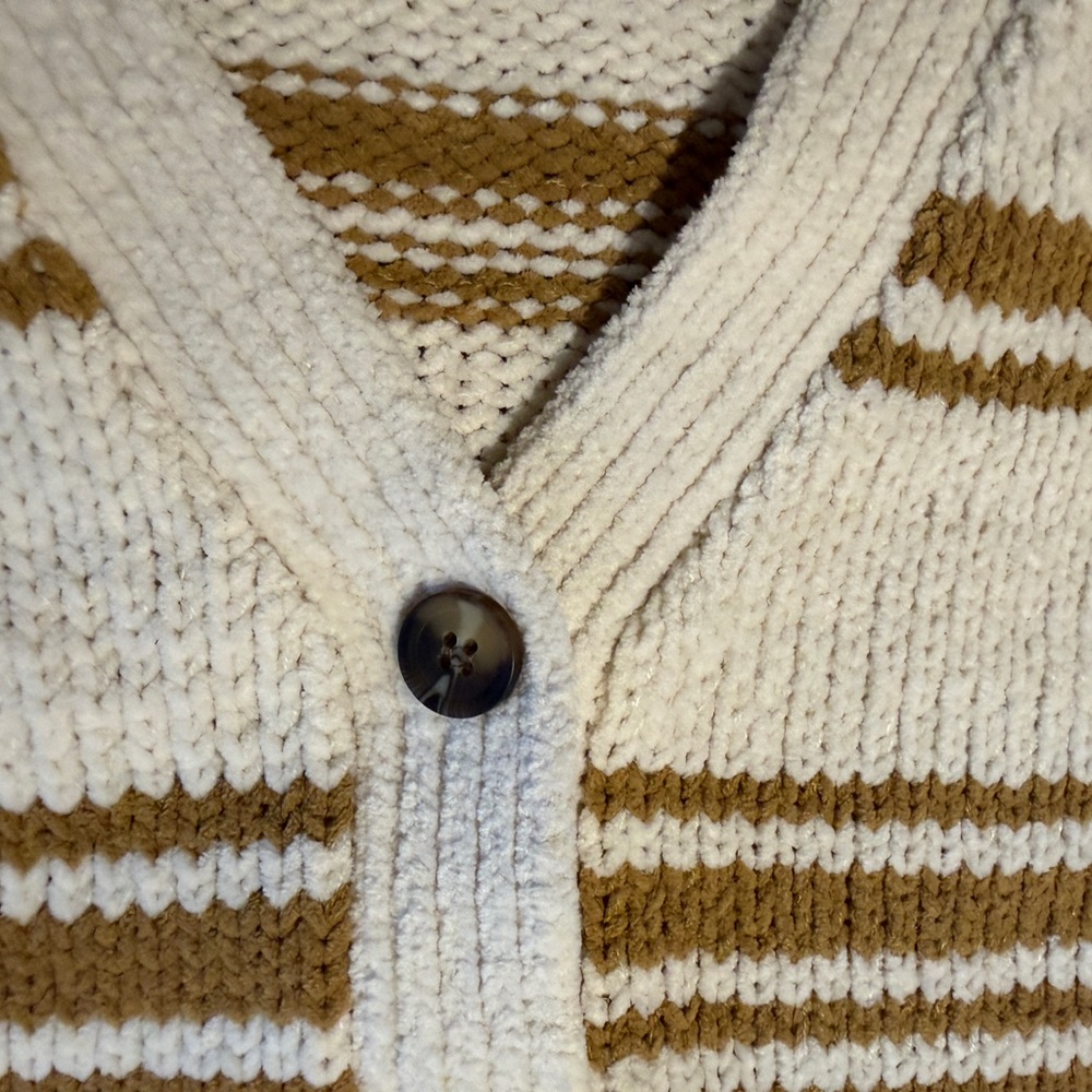 Ladies Size M Striped Cream and Tan‎ Women's Sweater NEW - Picture 14 of 14